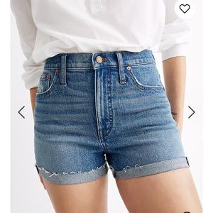 Madewell High-Rise Denim Shorts in Malden Wash